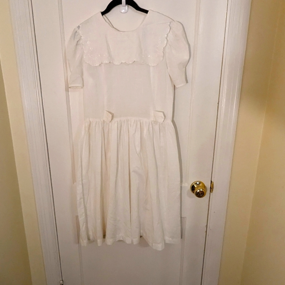 Vintage white cottagecore dress